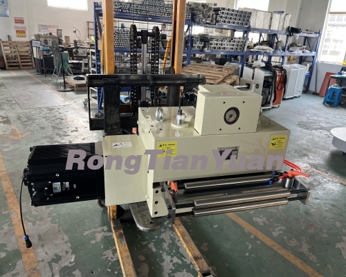 全新上市高速双伺服送料机_高速双伺服送料机生产厂家-荣田源机械